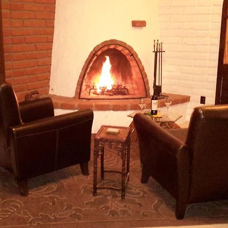Desert Trails Bed & Breakfast Tanque Verde Екстериор снимка