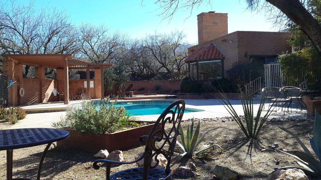 Desert Trails Bed & Breakfast Tanque Verde Стая снимка