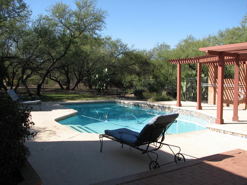 Desert Trails Bed & Breakfast Tanque Verde Екстериор снимка