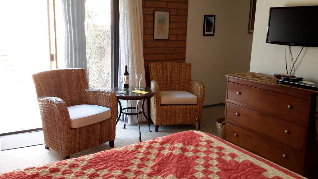 Desert Trails Bed & Breakfast Tanque Verde Стая снимка